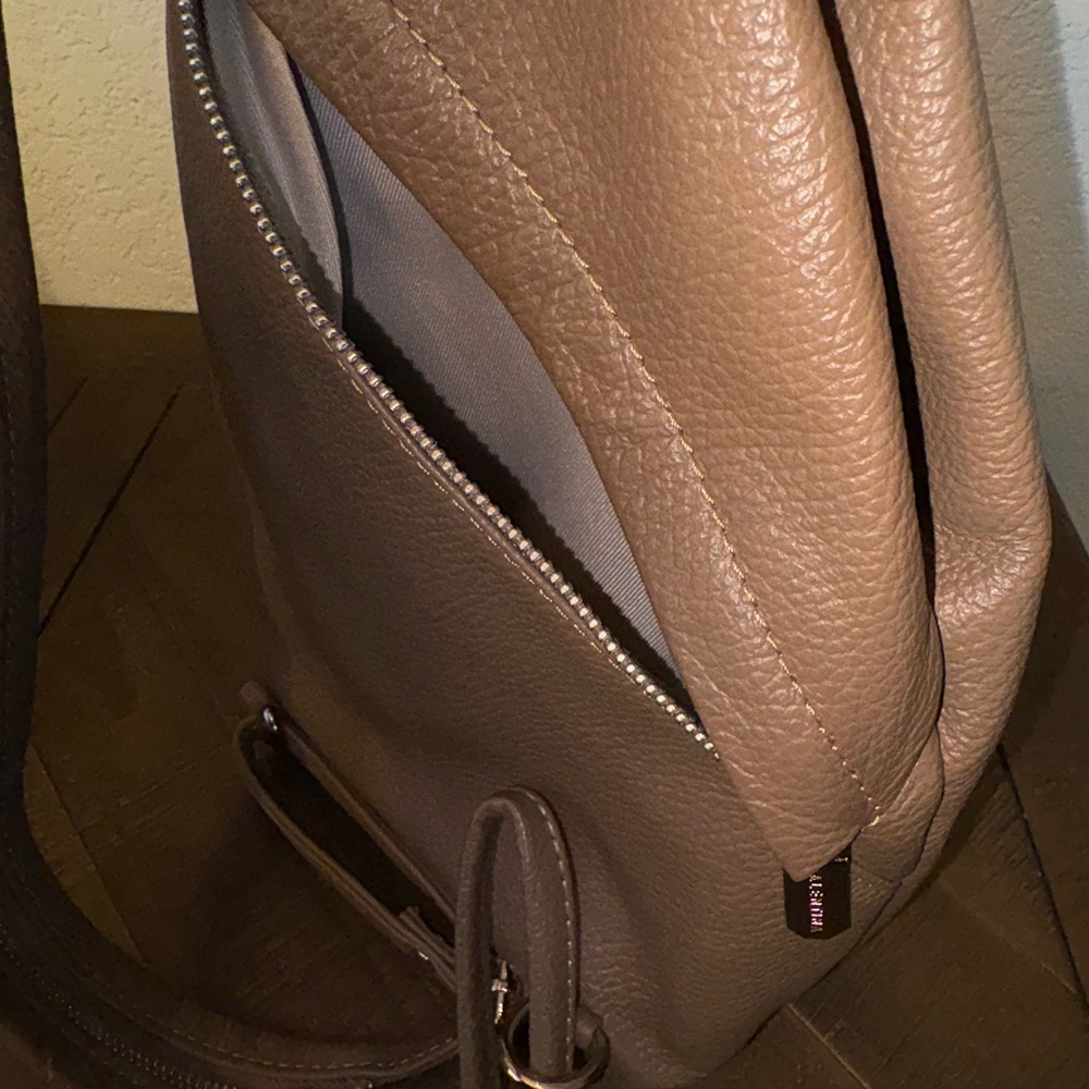 Valentina Tan Leather Backpack NWOT - Picture 12 of 12